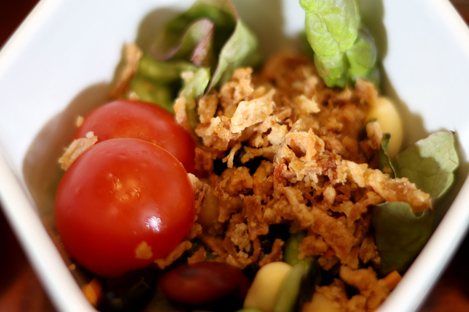 フライドオニオンの野菜サラダ フライドオニオンの野菜サラダ