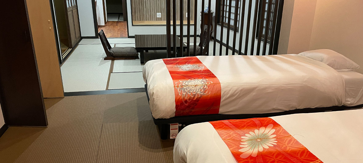 須崎旅館 客室 ツインベッド