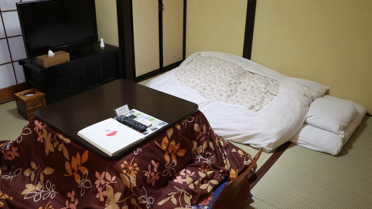 秩父の須崎旅館の和室8畳、1階、お一人様用